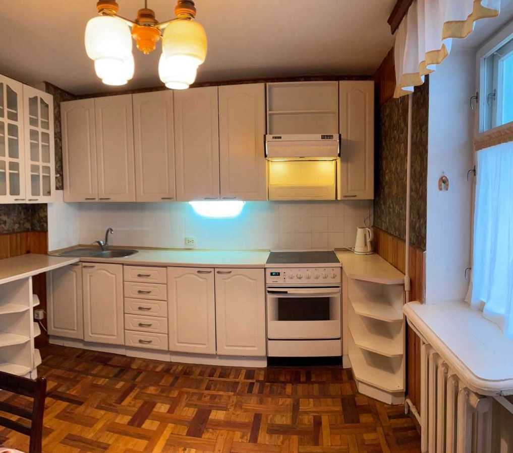 Оренда 3-кімнатної квартири 67 м², Бугаївська вул., 48/2