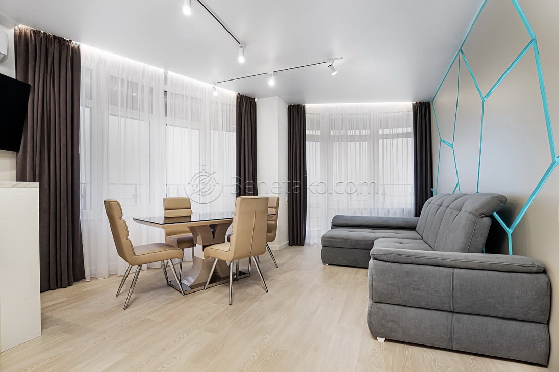 Оренда 3-кімнатної квартири 110 м², Каманіна вул., 16А/6