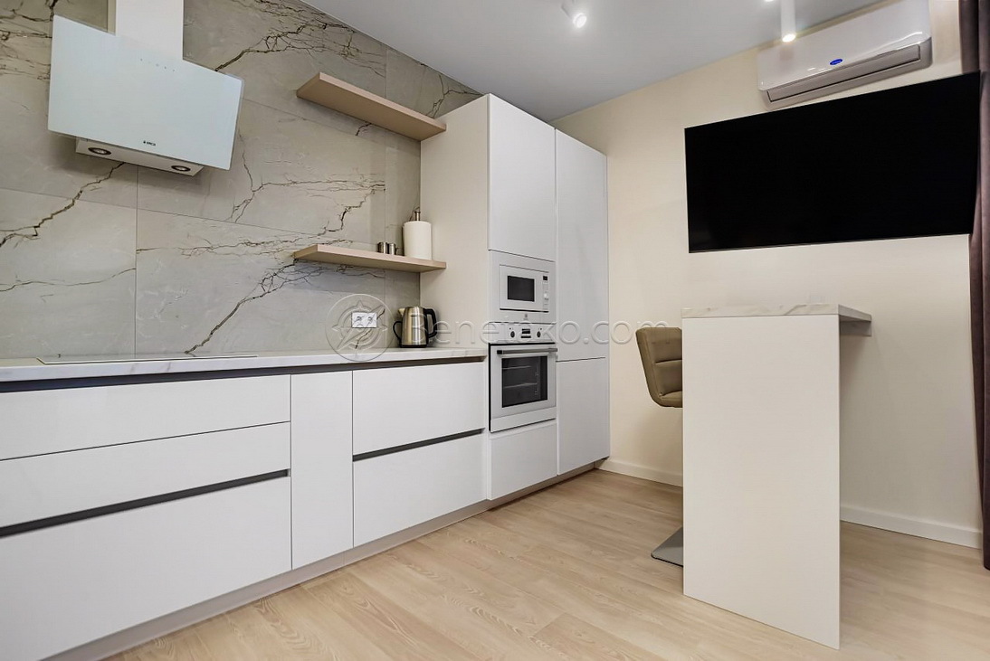 Оренда 3-кімнатної квартири 110 м², Каманіна вул., 16А/6