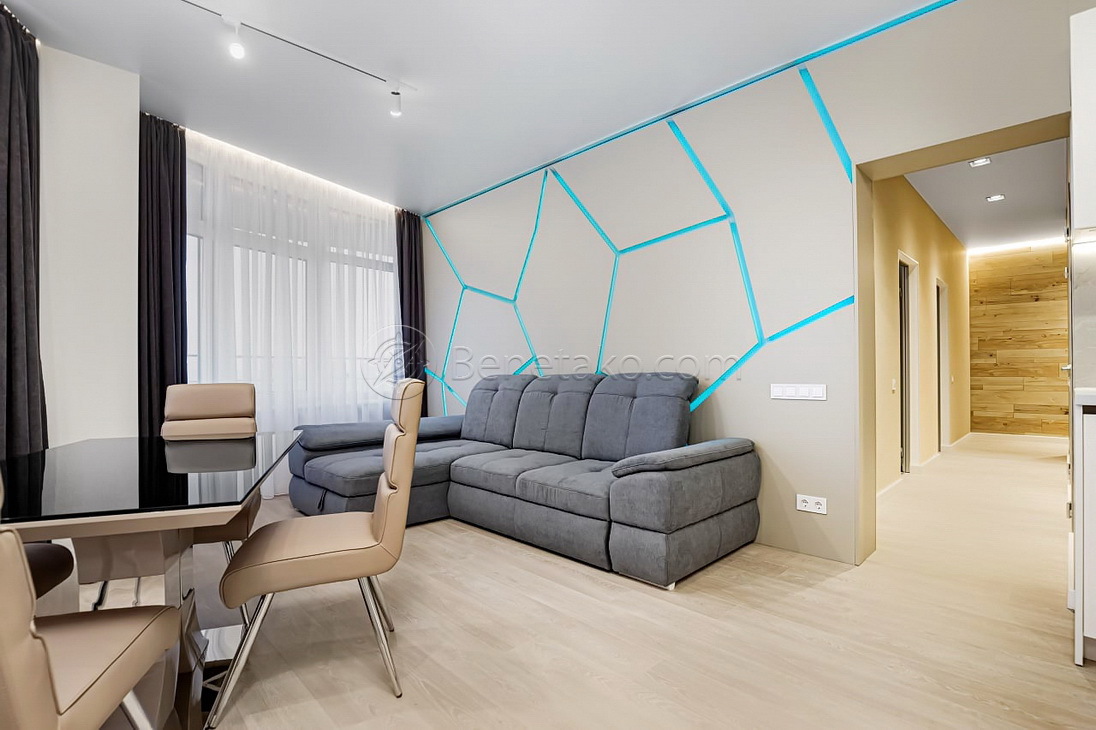 Оренда 3-кімнатної квартири 110 м², Каманіна вул., 16А/6