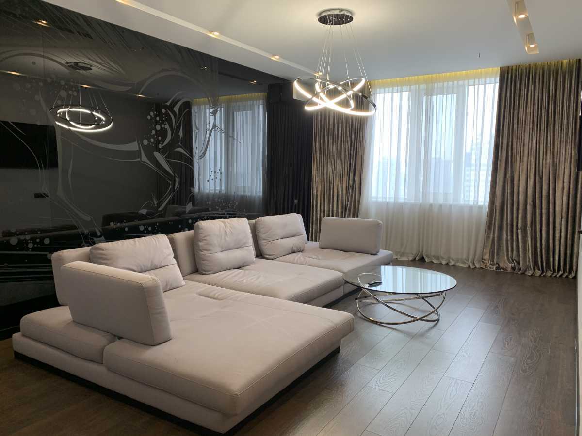 Аренда 1-комнатной квартиры 65 м², Саксаганского ул., 37к