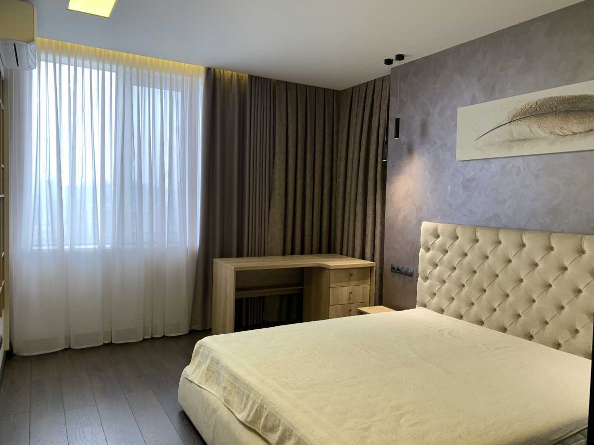 Аренда 1-комнатной квартиры 65 м², Саксаганского ул., 37к