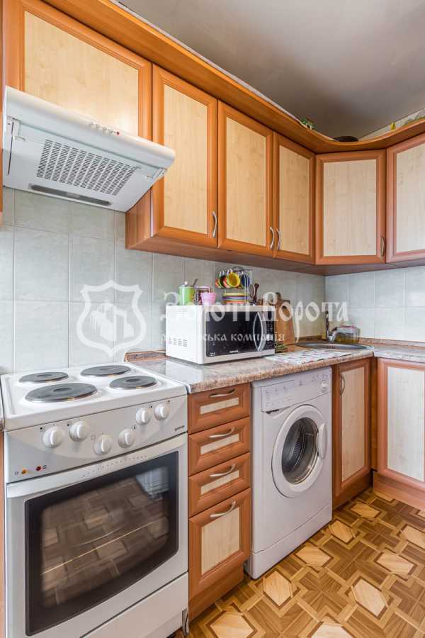 Продажа 2-комнатной квартиры 47.5 м², Менделеева ул., 12