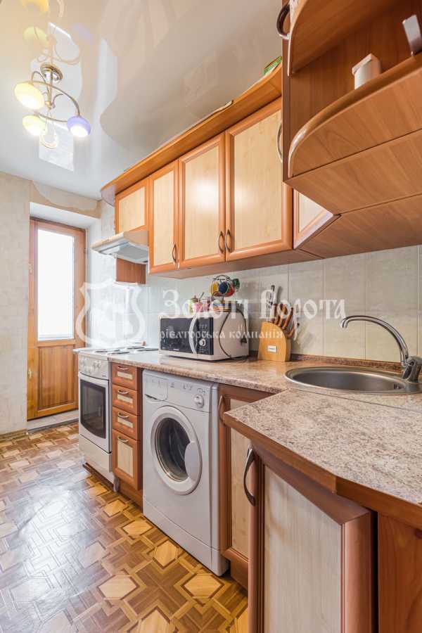 Продажа 2-комнатной квартиры 47.5 м², Менделеева ул., 12