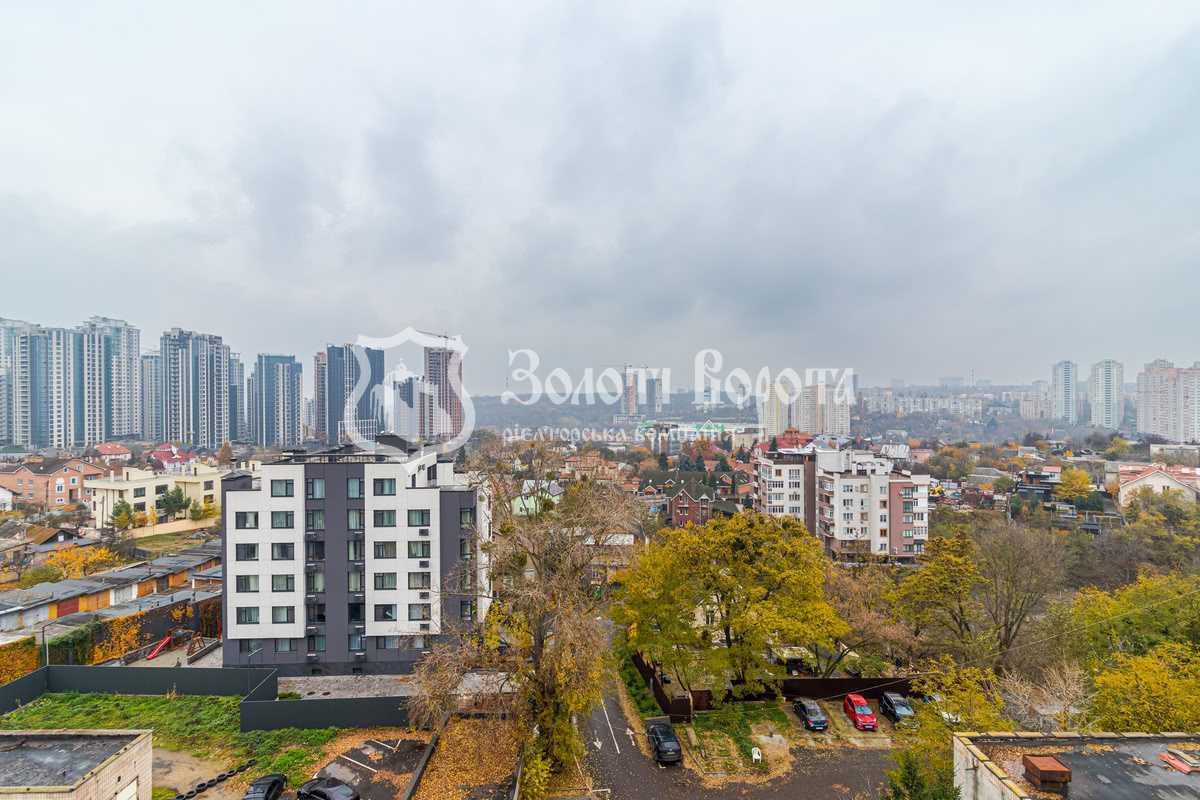 Продажа 2-комнатной квартиры 47.5 м², Менделеева ул., 12