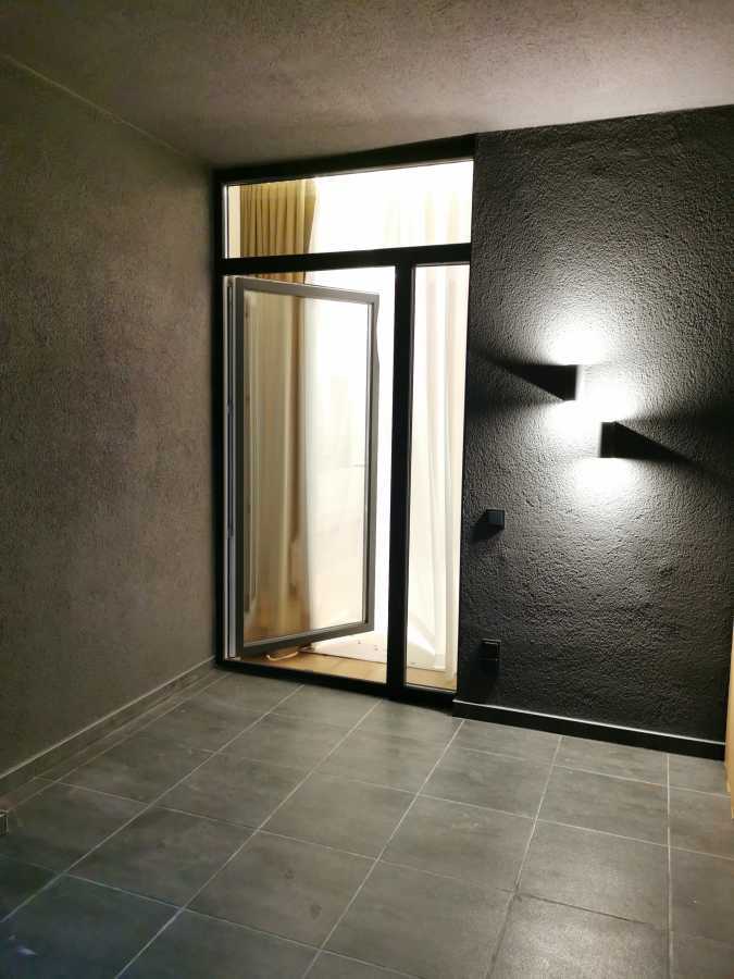 Оренда 2-кімнатної квартири 60 м², Салютна вул., 2