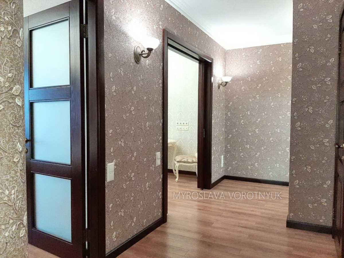 Продажа 2-комнатной квартиры 69 м², Голосеевский просп., 58