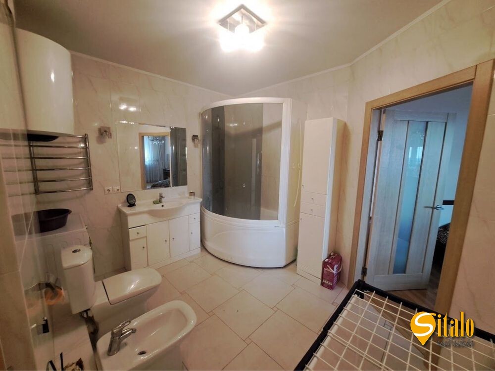 Продажа 2-комнатной квартиры 78 м², Срибнокильская ул., 1