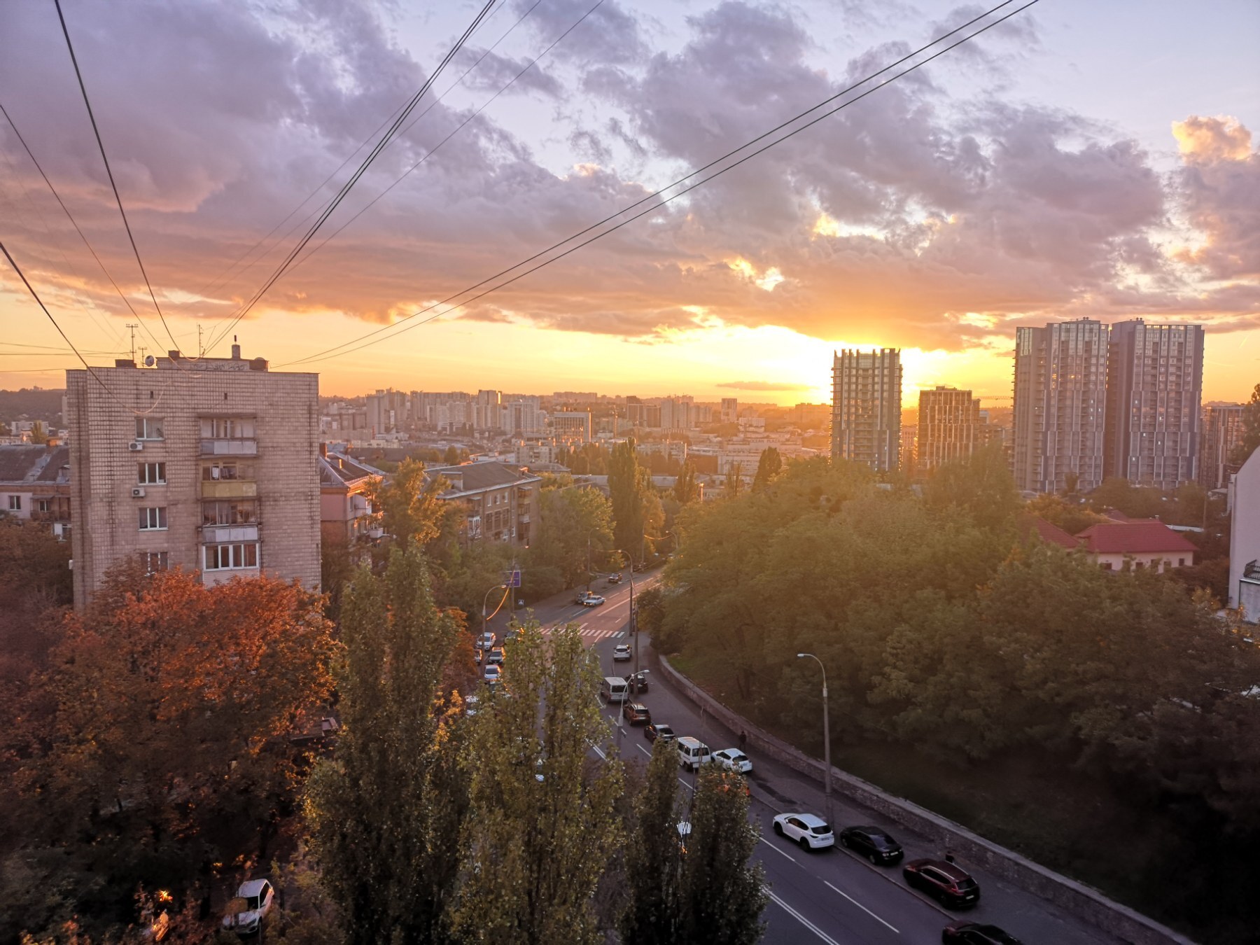 Аренда 3-комнатной квартиры 65 м², Джона Маккейна ул., 20Б