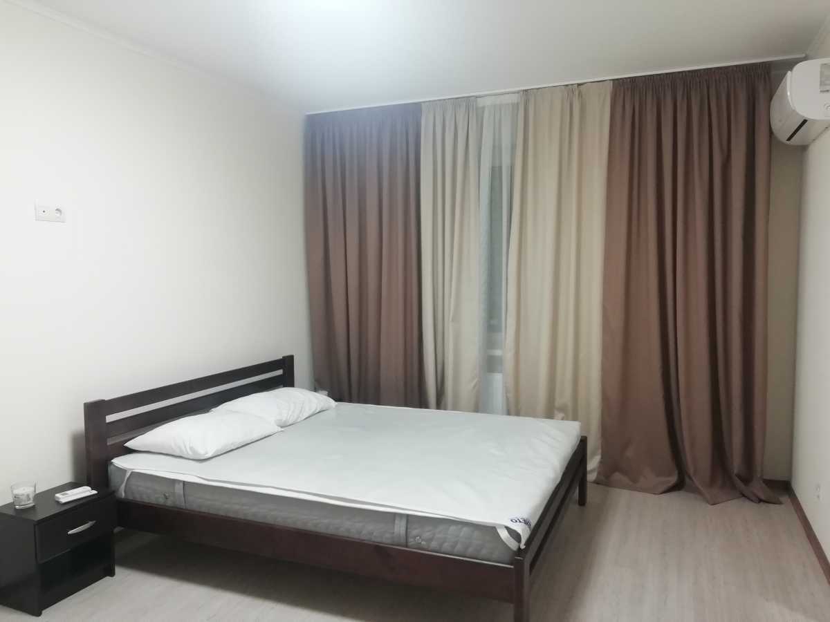 Продажа 1-комнатной квартиры 43 м², Академика Глушкова просп., 9Е