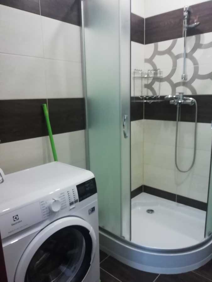 Продажа 1-комнатной квартиры 43 м², Академика Глушкова просп., 9Е