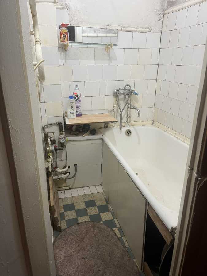 Продажа 2-комнатной квартиры 46 м², Салютная ул., 8