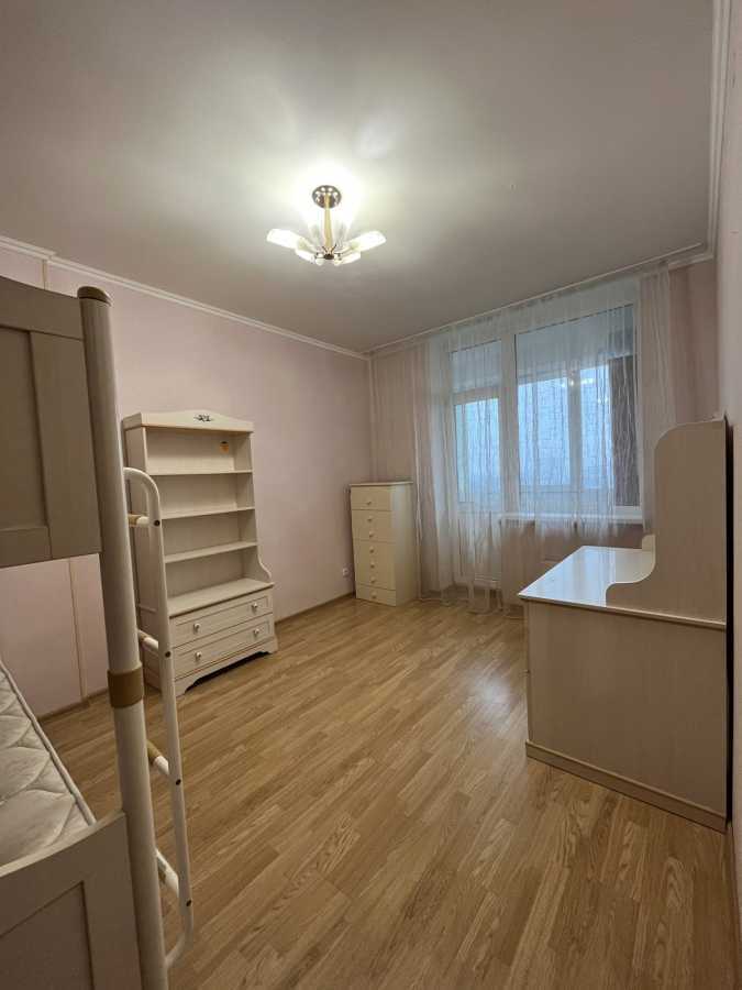 Продажа 3-комнатной квартиры 87 м², Депутатская ул., 23А