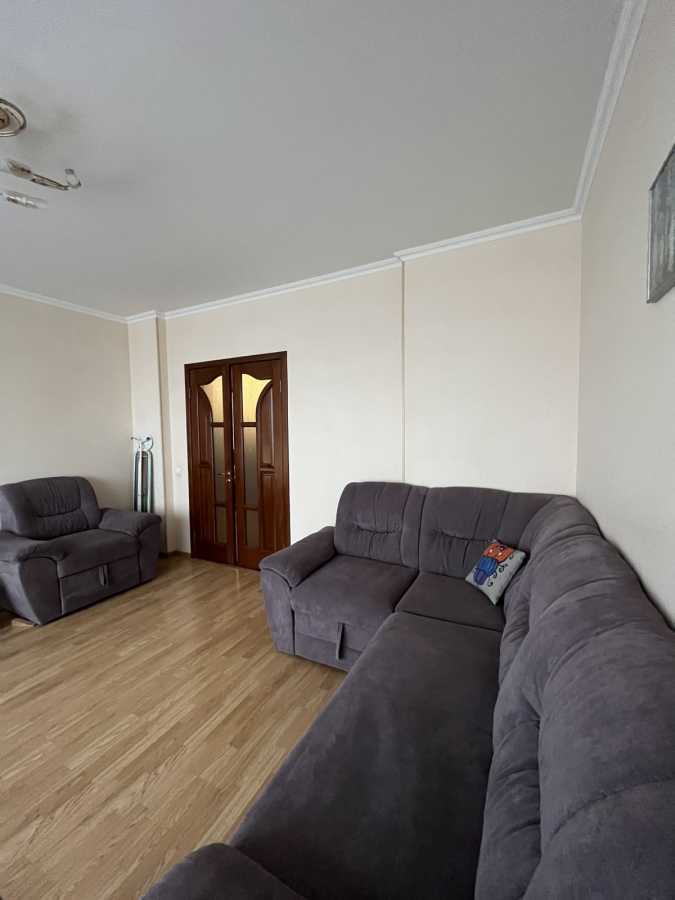 Продажа 3-комнатной квартиры 87 м², Депутатская ул., 23А