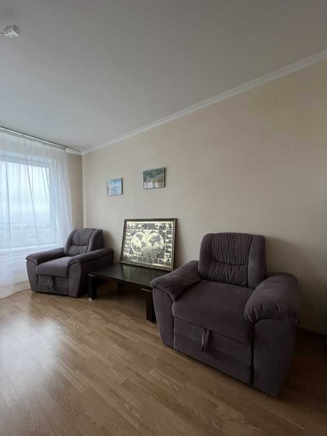 Продажа 3-комнатной квартиры 87 м², Депутатская ул., 23А