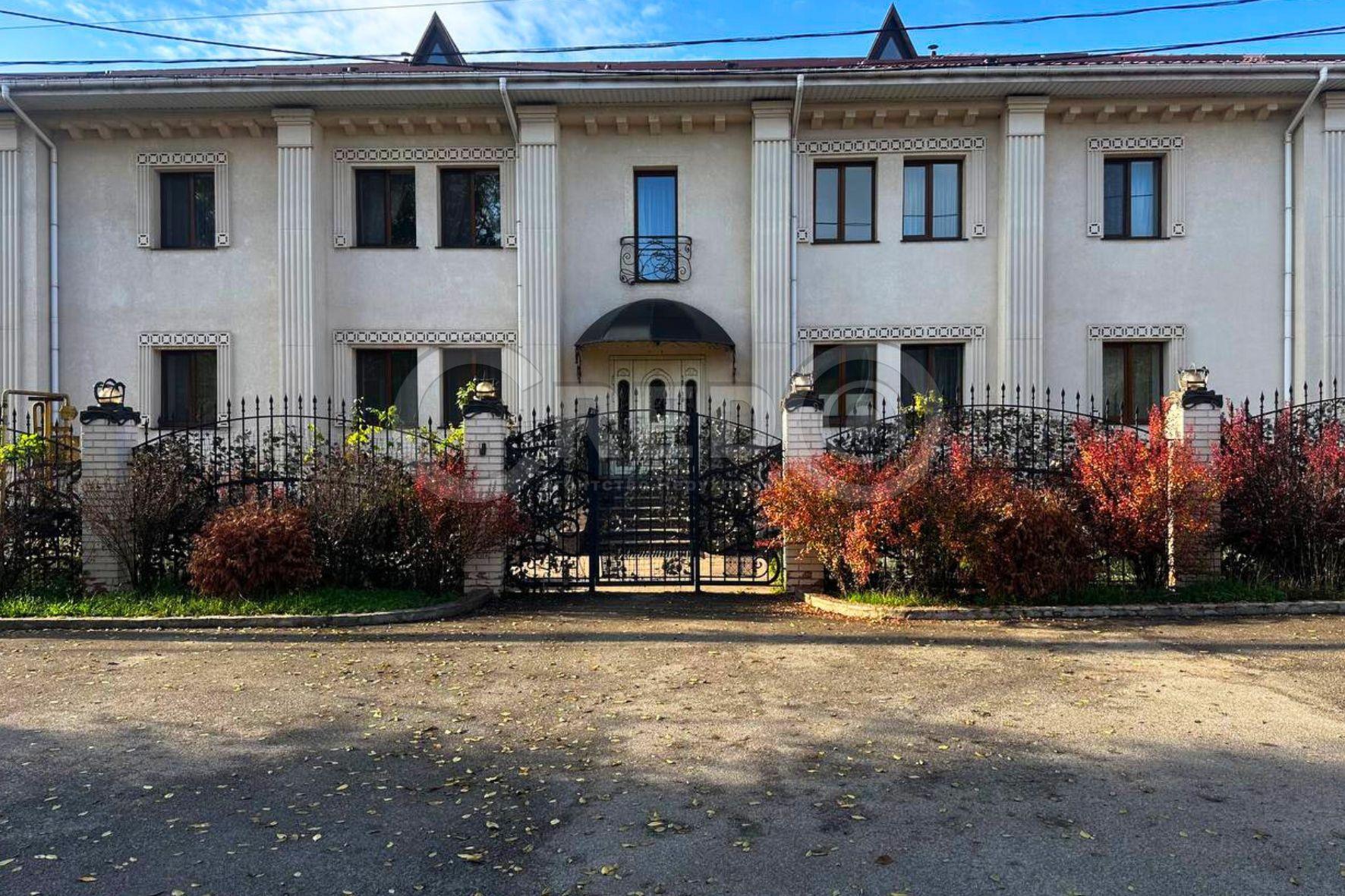 Продажа оздоровительного комплекса 847.3 м², Летчиков ул.