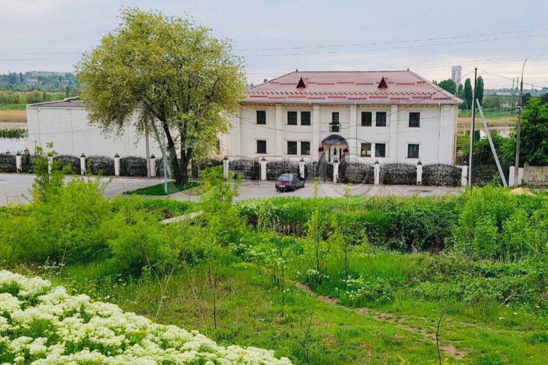 Продажа оздоровительного комплекса 847.3 м², Летчиков ул.