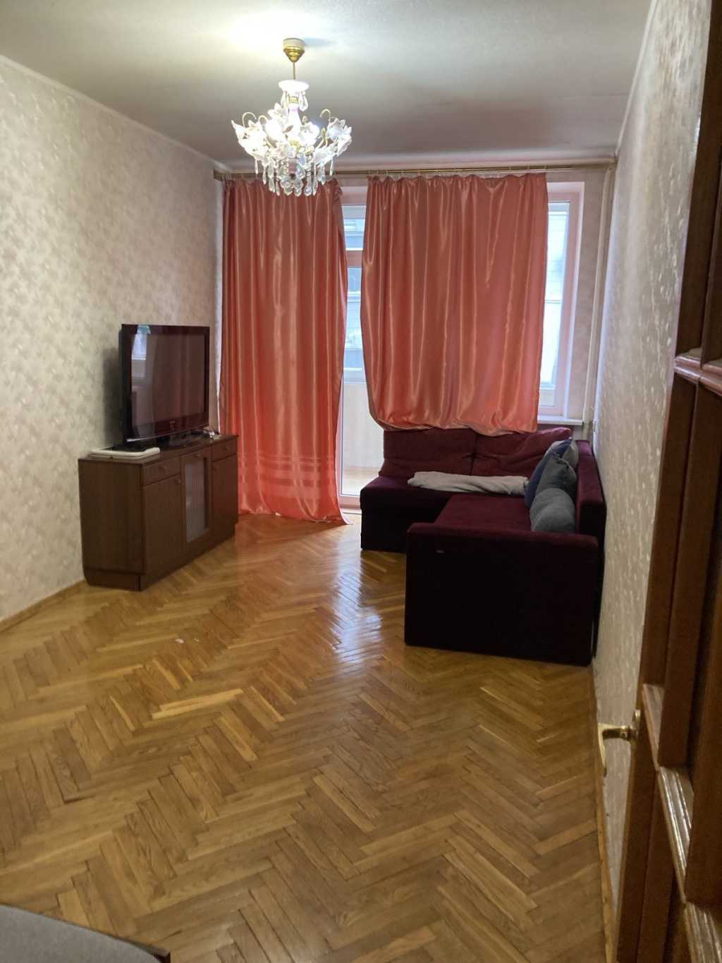 Аренда 3-комнатной квартиры 74 м², Ирининская ул., 1/3