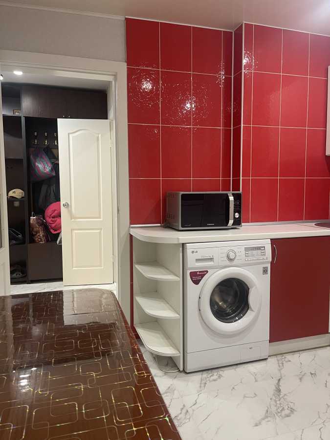 Продажа 1-комнатной квартиры 44 м², Владимира Маяковского просп., 70