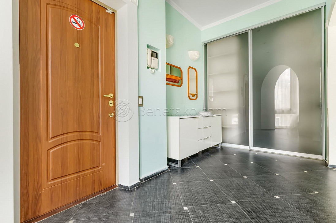 Оренда 4-кімнатної квартири 200 м², Дерибасовская вул., 17