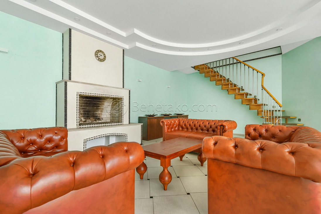 Оренда 4-кімнатної квартири 200 м², Дерибасовская вул., 17