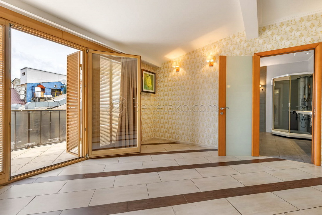 Оренда 4-кімнатної квартири 200 м², Дерибасовская вул., 17