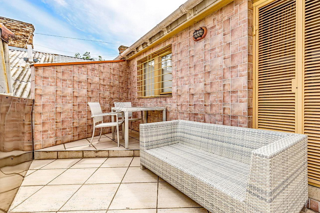 Оренда 4-кімнатної квартири 200 м², Дерибасовская вул., 17