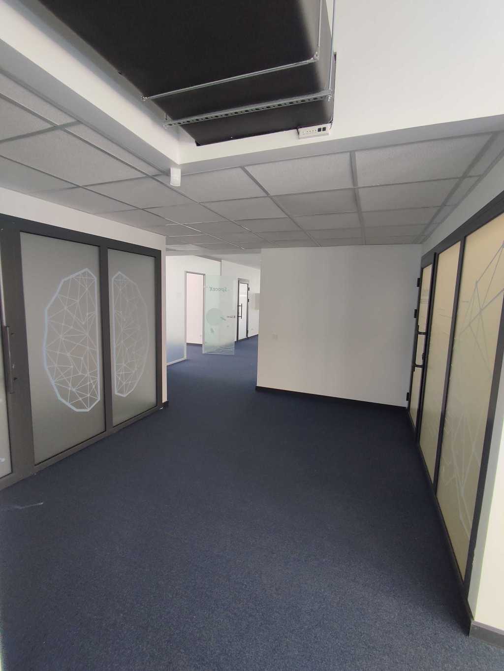 Аренда офиса 500 м², Евгения Сверстюка ул., 11Ж