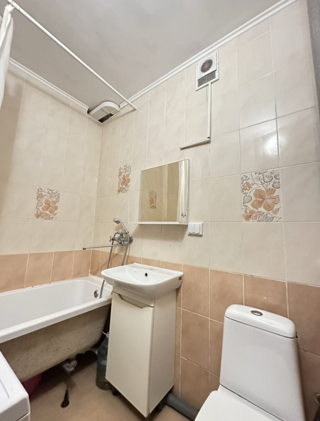 Продажа 3-комнатной квартиры 56 м², Княгини Ольги ул.