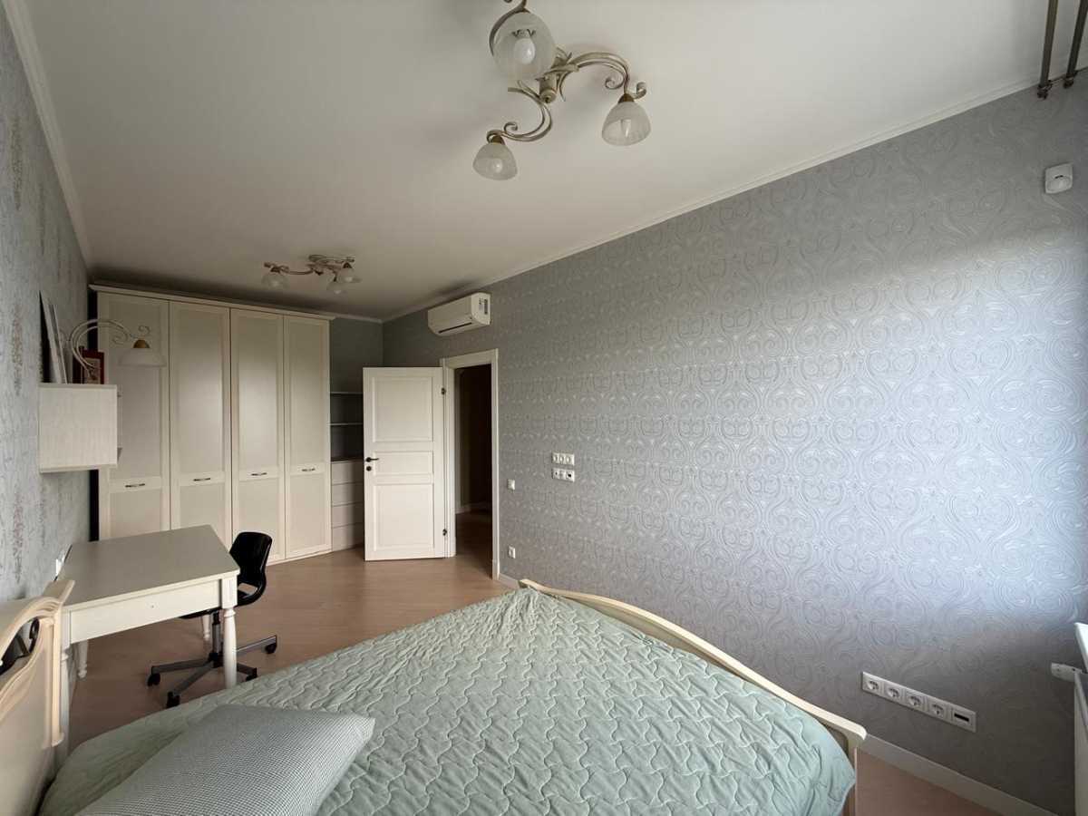 Продаж будинку 350 м², Максима Рильського вул.