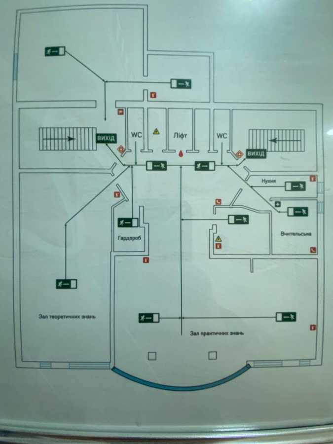 Продажа офиса 370 м², Бассейная ул., 7В