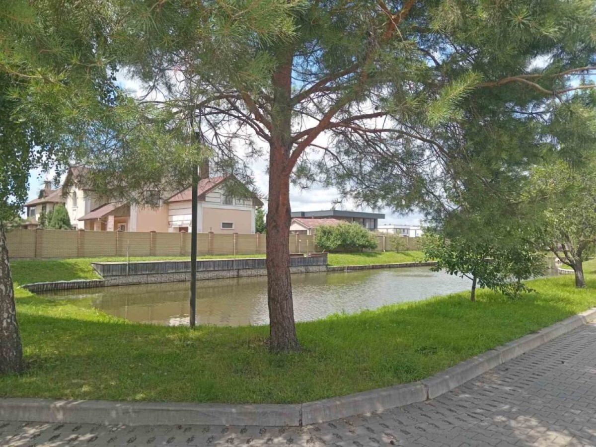 Аренда триплекса 215 м², Центральная ул.