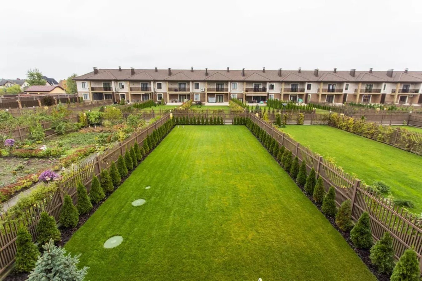 Аренда триплекса 215 м², Центральная ул.