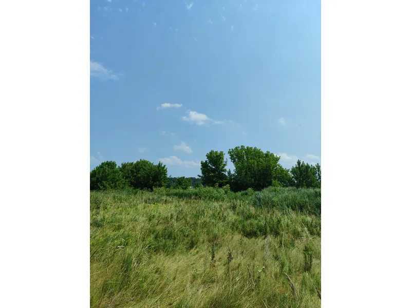 Продаж ділянки для особистого сільського господарства 2152.23 соток, Нова