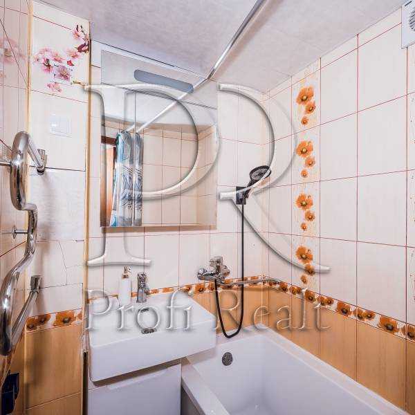 Продажа 2-комнатной квартиры 45 м², Дарницкий бул., 21