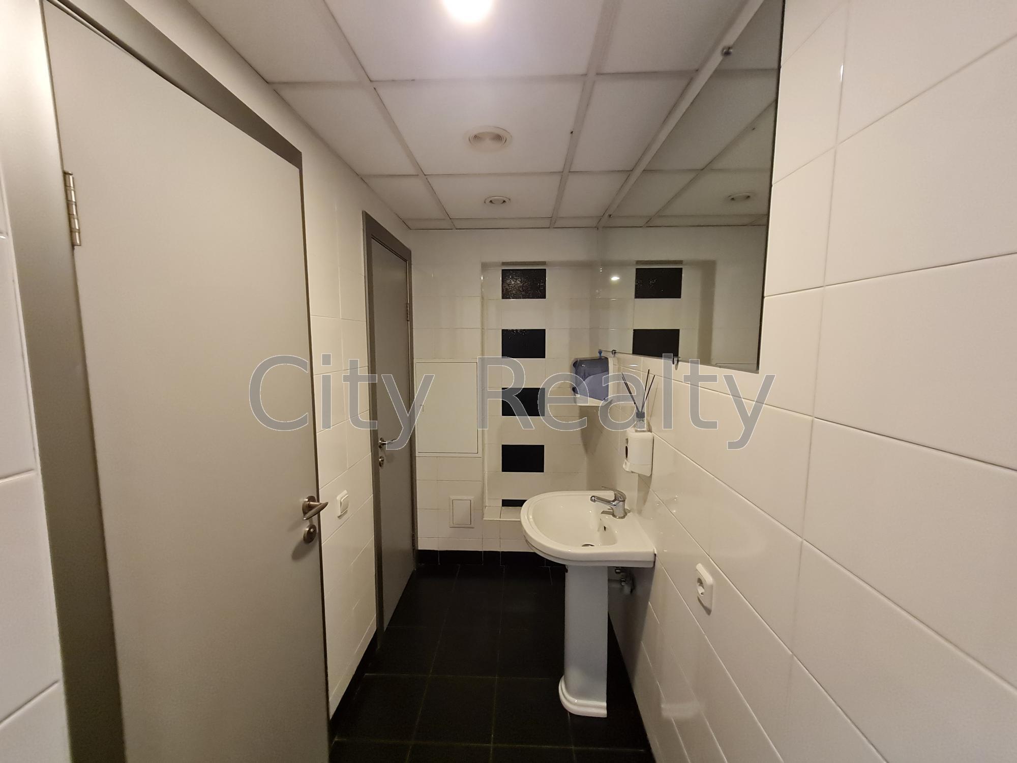 Аренда офиса 200 м², Степана Бандеры просп., 20Б