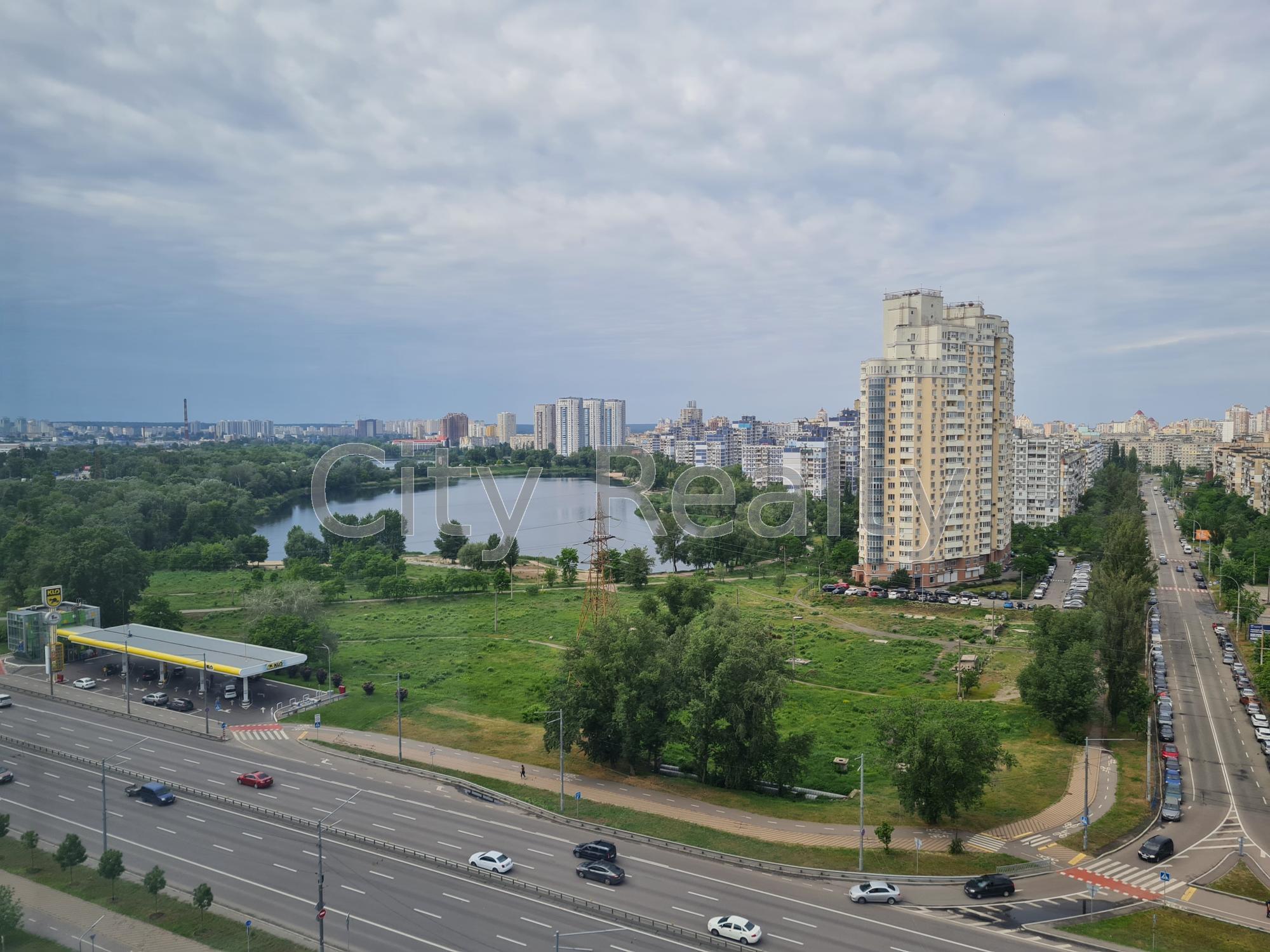 Аренда офиса 200 м², Степана Бандеры просп., 20Б