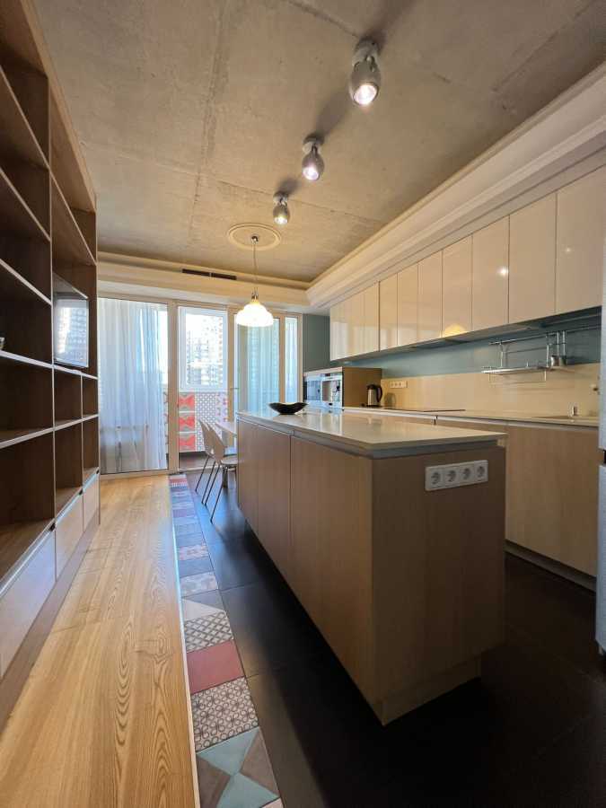 Аренда 4-комнатной квартиры 150 м², Голосеевская ул., 13Б