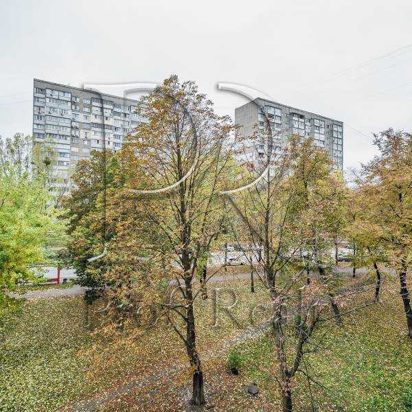 Продажа 1-комнатной квартиры 38 м², Булгакова ул., 2А