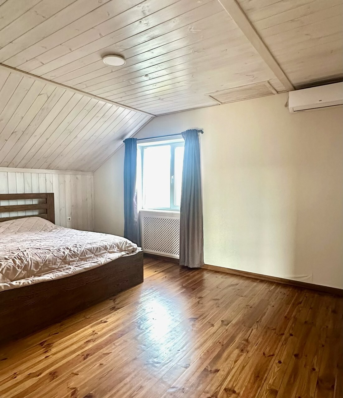 Продаж будинку 165 м²