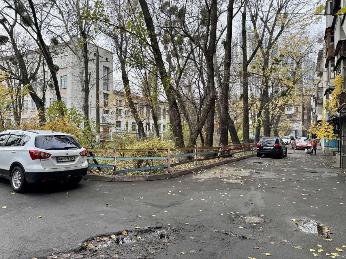 Продажа 2-комнатной квартиры 46 м², Берестейский, 7