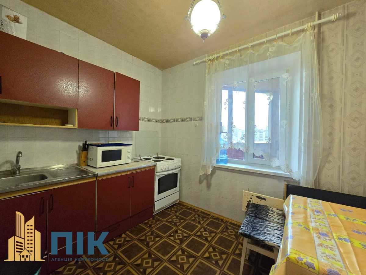 Продажа 3-комнатной квартиры 85 м², Срибнокильская ул., 14