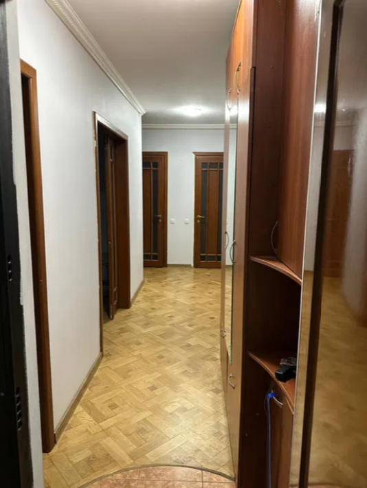 Продаж 3-кімнатної квартири 68 м², Армійська вул.