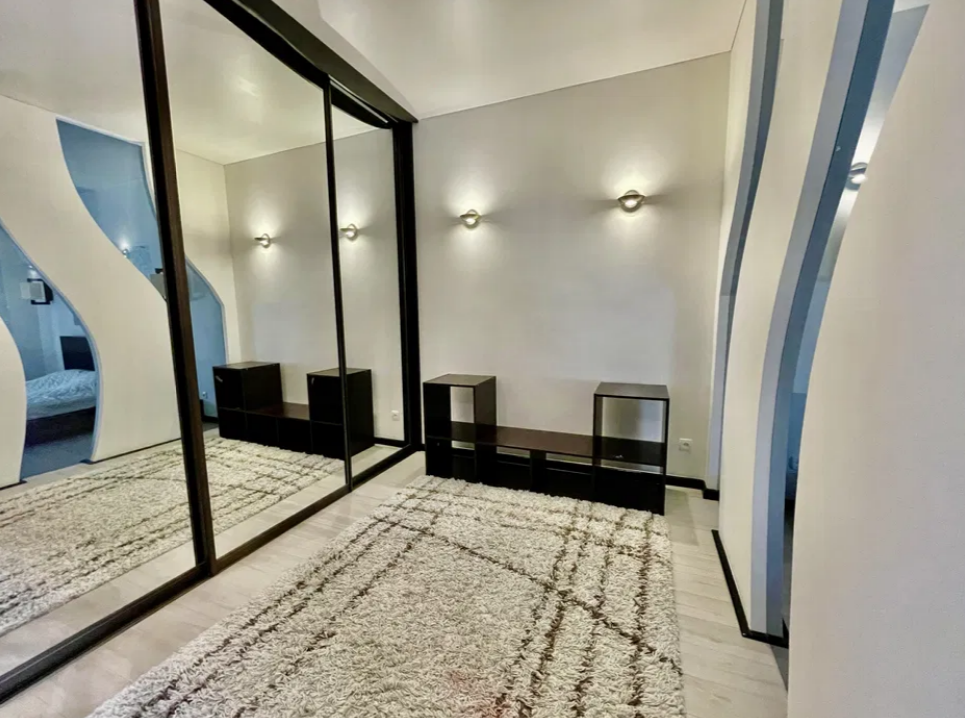 Продаж 1-кімнатної квартири 49 м², Маршала Говорова вул.