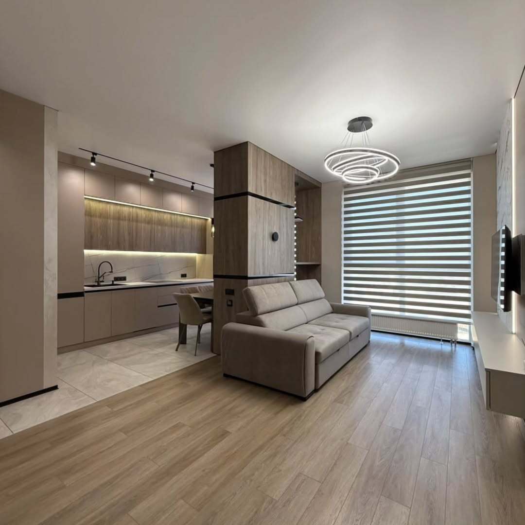 Продажа 2-комнатной квартиры 66 м², Звездный бул.