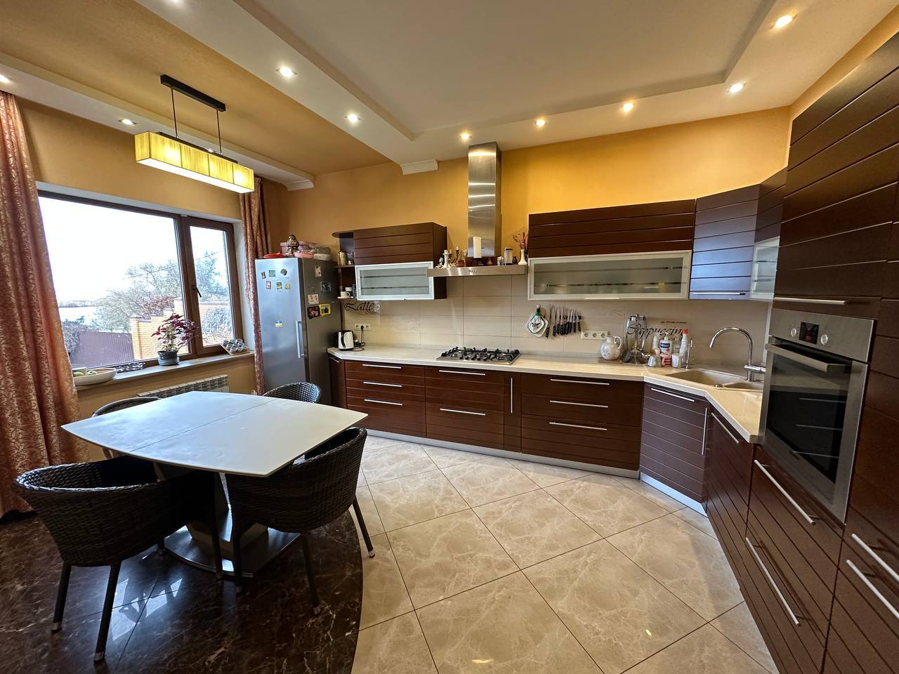 Продажа дома 234 м²