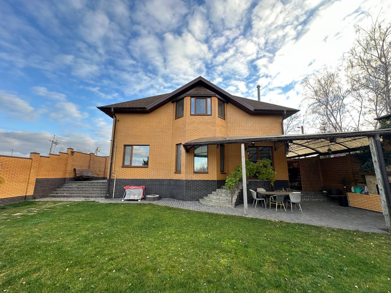 Продажа дома 234 м²