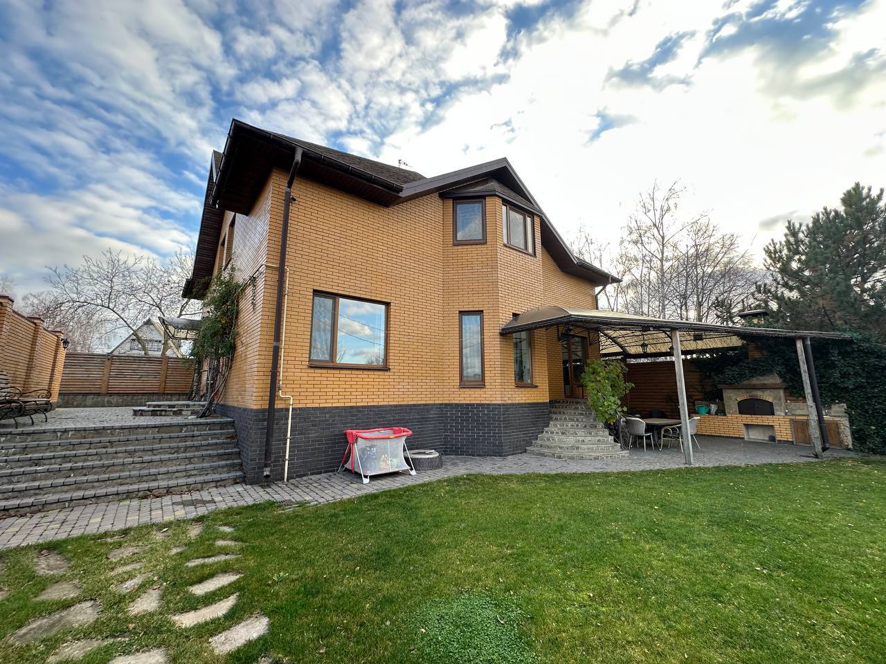 Продажа дома 234 м²