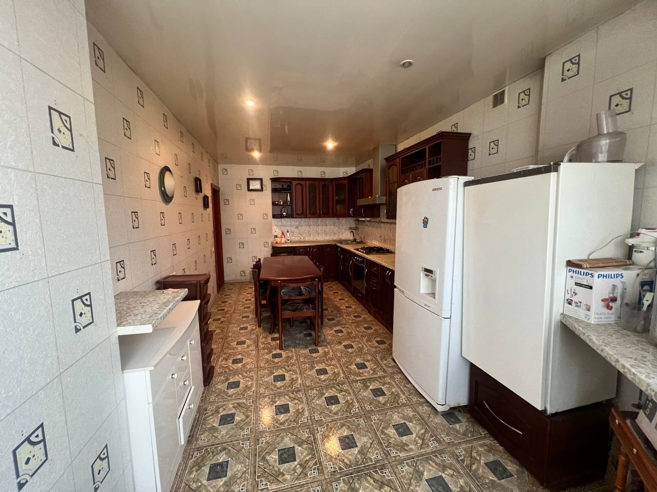 Аренда 4-комнатной квартиры 114 м², Европейская ул.