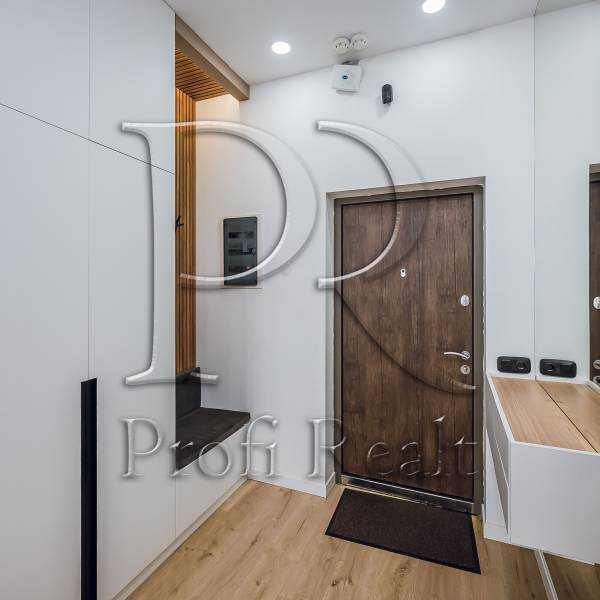 Продажа 3-комнатной квартиры 93 м², Никольско-Слободская ул., 3А